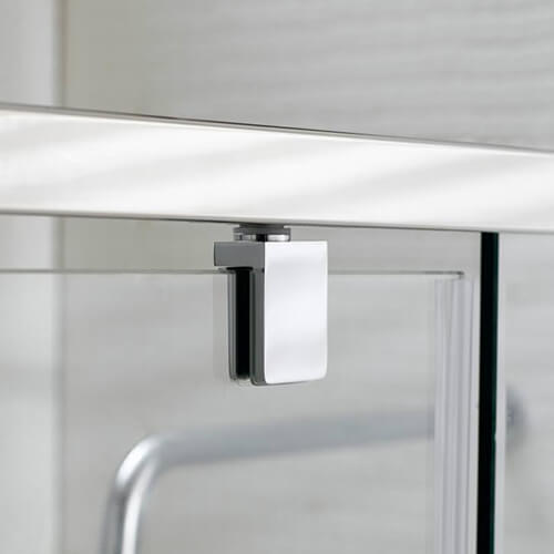 Душевой уголок AVS Фаворит 120x80 профиль хром, стекло прозрачное Душевой уголок AVS Фаворит 120x80 профиль хром, стекло прозрачное