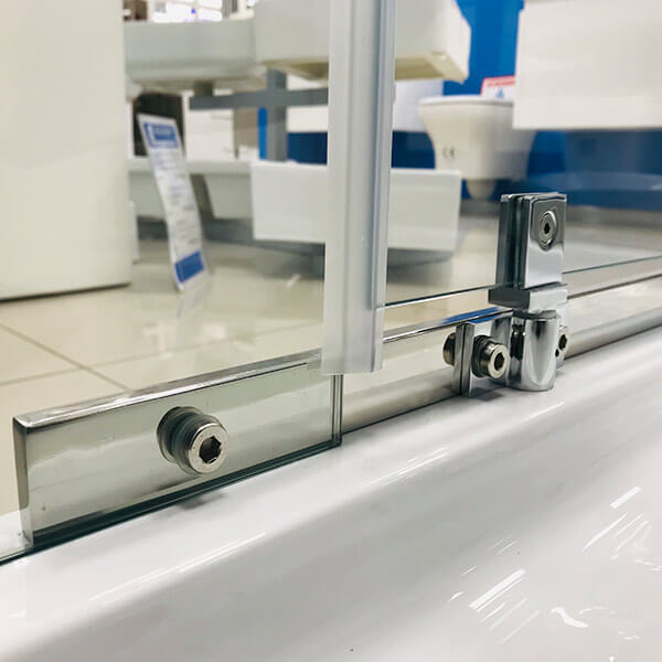 Душевой уголок AVS Фаворит 100x100 профиль хром, стекло прозрачное Душевой уголок AVS Фаворит 100x100 профиль хром, стекло прозрачное