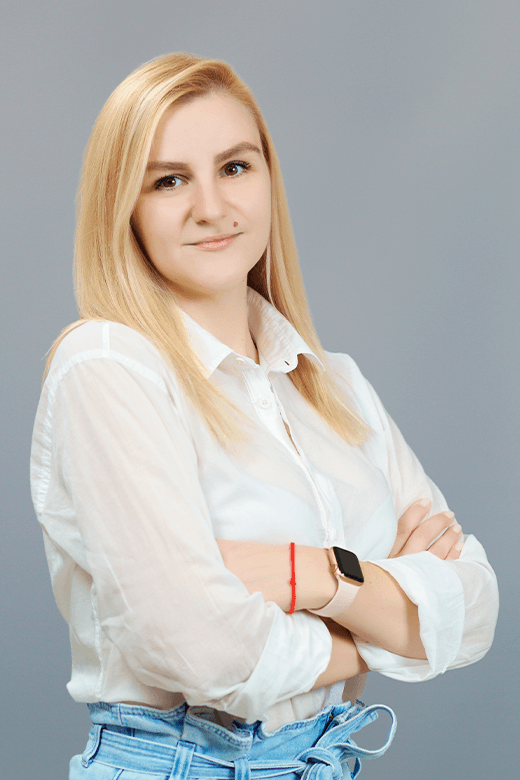 Дана Апсава