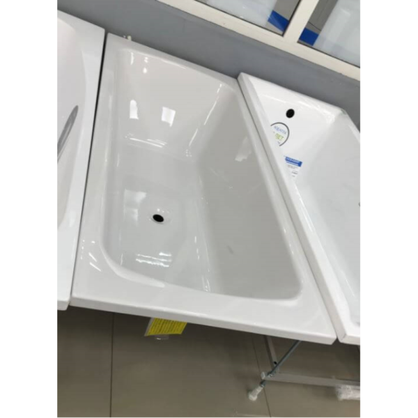 Акриловая ванна Riho Bari 170х75 белая, без ножек Акриловая ванна Riho Bari 170х75 белая, без ножек