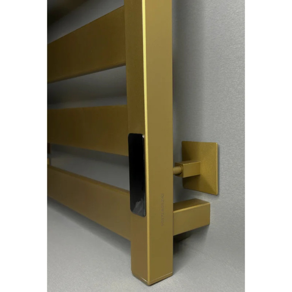 Полотенцесушитель электрический AVS Соул 50x80 золото матовое Полотенцесушитель электрический AVS Соул 50x80 золото матовое