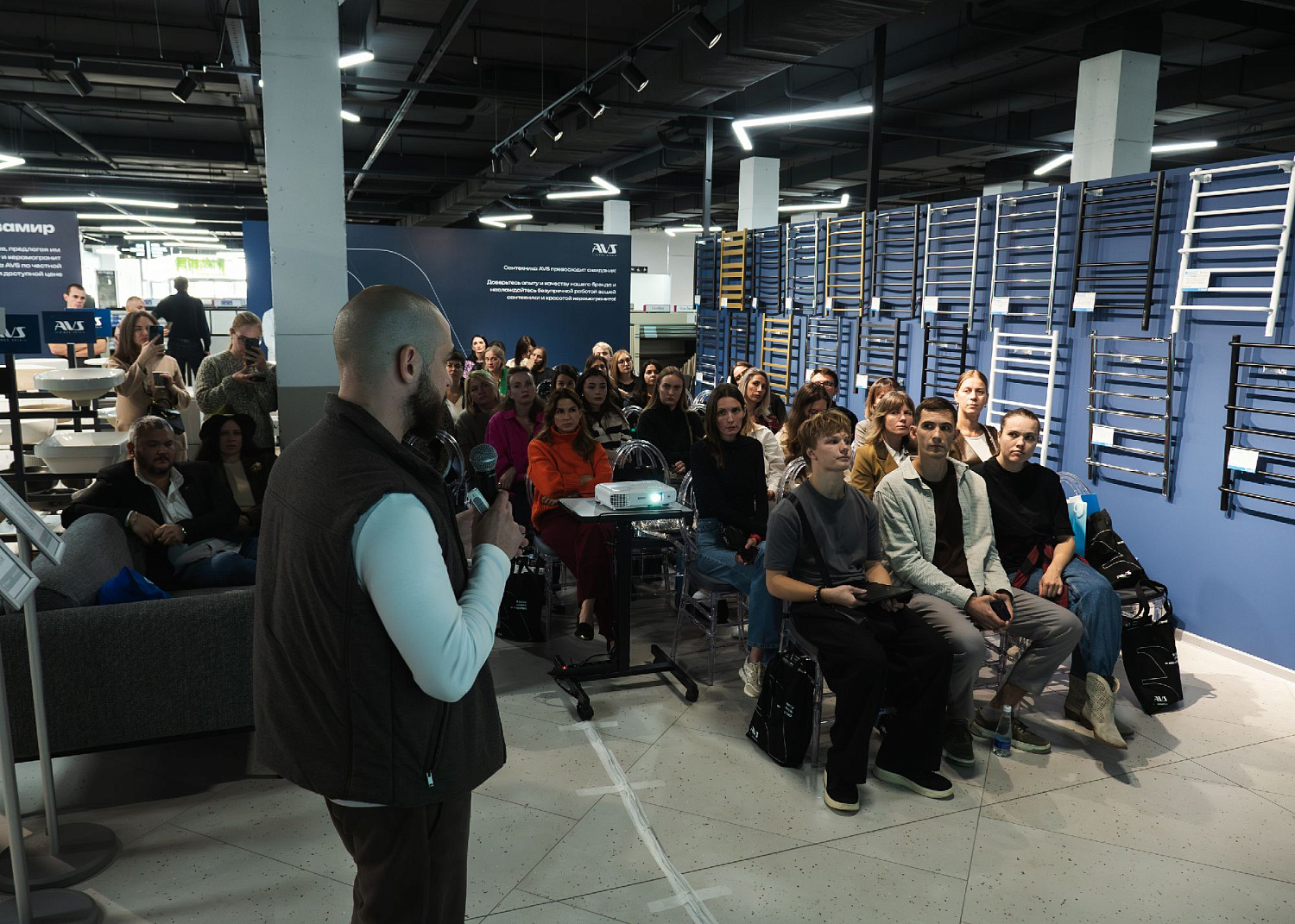 Открытие пятого салона «Аквамир» в Краснодаре!