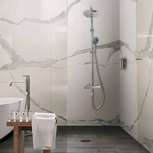 Душевая стойка с изливом AVS Pluvia хром Душевая стойка с изливом AVS Pluvia хром