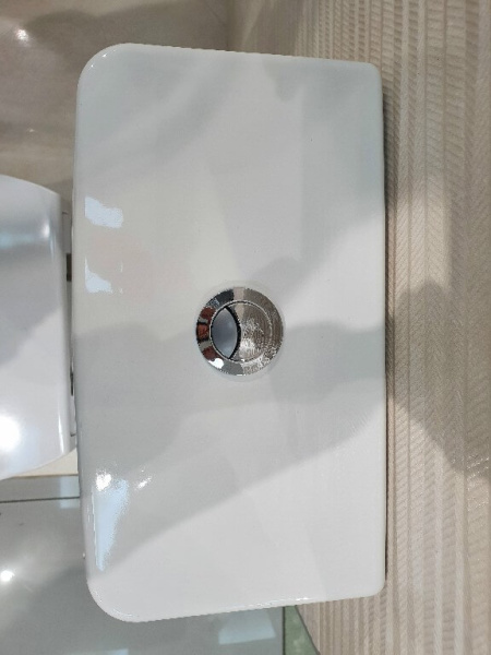 Бачок для унитаза Ideal Standard Connect Cube E797001 Бачок для унитаза Ideal Standard Connect Cube E797001