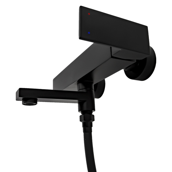 Смеситель для ванны с душем AVS Cube черный матовый Смеситель для ванны с душем AVS Cube черный матовый